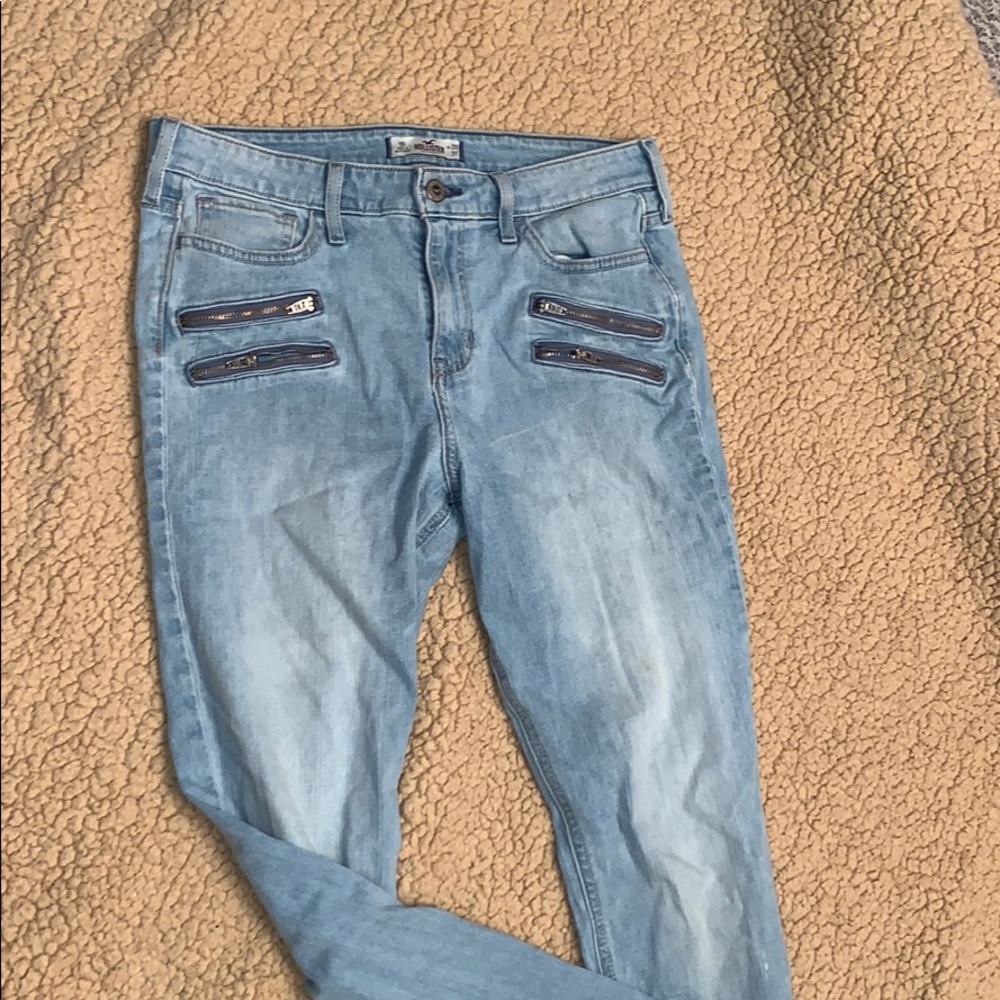 Hollister light wash skinny jeans